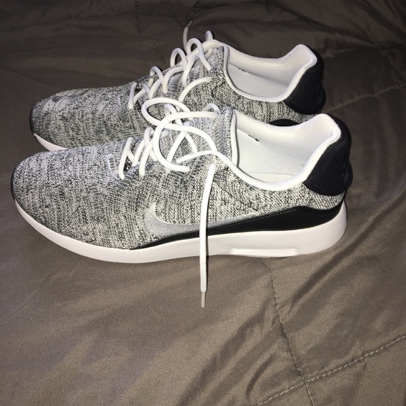 Nike Shoes - Nike shoes men’s